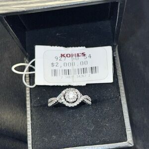 14k white gold diamond Vera Wang engagement ring